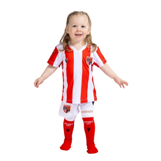 Conjunto de la 1.ª equipación del Stoke City 2026/27 para niño Conjunto de la 1.ª equipación del Stoke City 2026/27 para niño